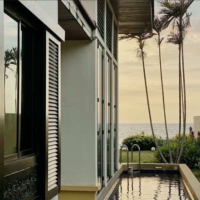 Coastal Bliss and Spacious Escape