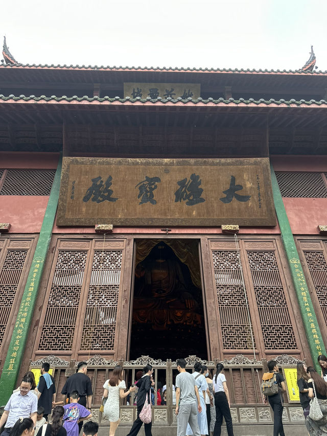 Hangzhou’s Soul’s Retreat: Where Buddhas Dance In Limestone Cliffs