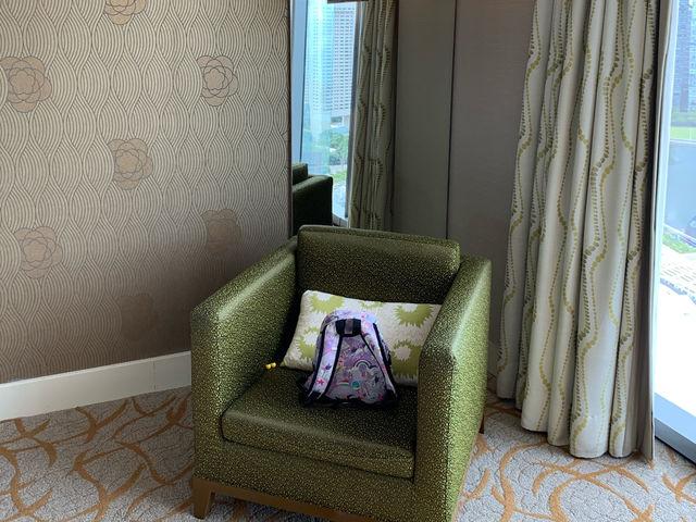 🏙️ Marina Bay Sands Stay – Spacious Comfort with Stunning Views