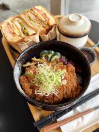 Lunch At Everton Park’s Calmest Corner: Where Aesthetic Meets Appetite  