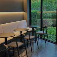 🌱☕️ Bottomless Cafe – คาเฟ่สำหรับคนที่อ