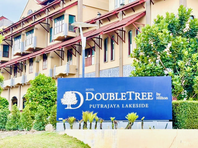 Love by the Lake: A Romantic Escape at DoubleTree Putrajaya