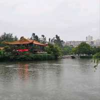 Chilling Out at Cuihu Park, Kunming City