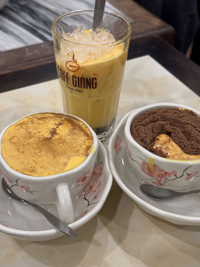 กาแฟไข่ที่ห้ามพลาดในฮานอย Cafe Giảng