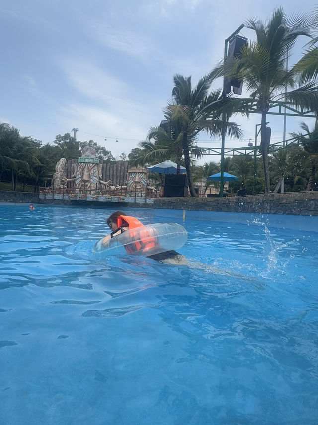 《越南🇻🇳富國島太陽世界·水上樂園》 湊細路玩水天堂 附攻略