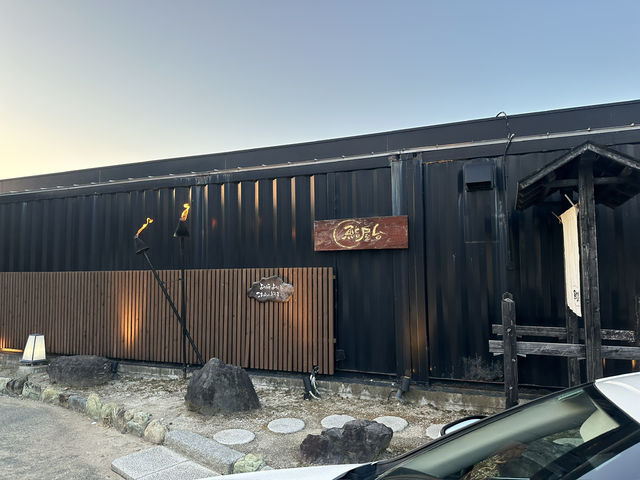 【鮨屋台 岡垣総本店｜福岡・岡垣町 「海を眺めながら味わう、鮮度抜群の寿司」】