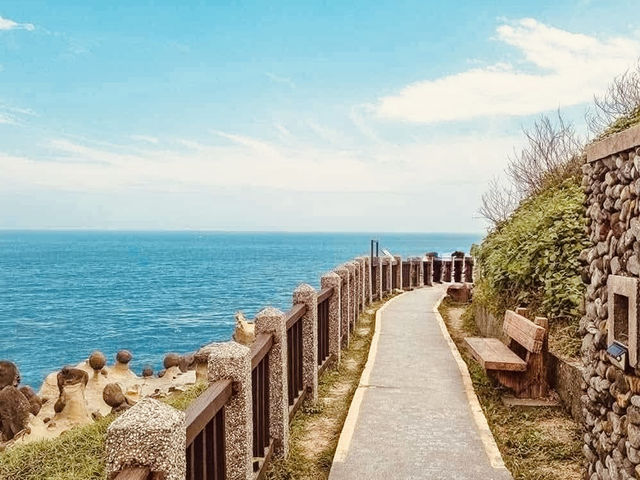 🌊⛰️ *Solo Coastal Adventure:* Heping Island Geopark – Keelung’s Natural Sculpture Gallery 