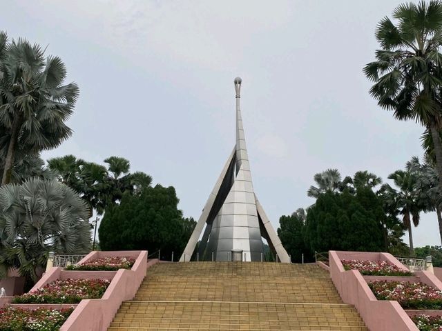 Tangga Putrajaya Steps – A Stairway with a View ✨ Tangga Putrajaya Steps – A Stairway with a View ✨