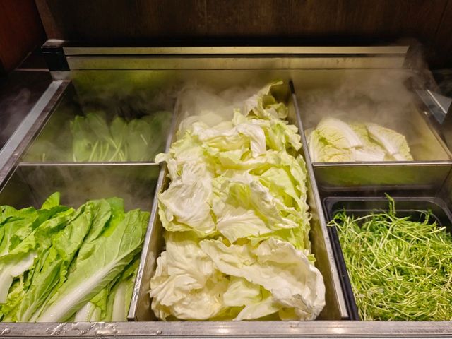 八雲町和牛海鮮鍋物火鍋新莊店