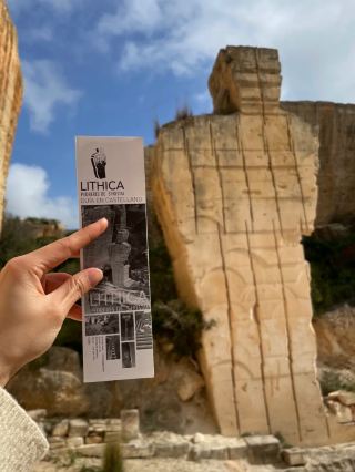 Revolving Around the Beauty of Architecture: Eyes on Spain 