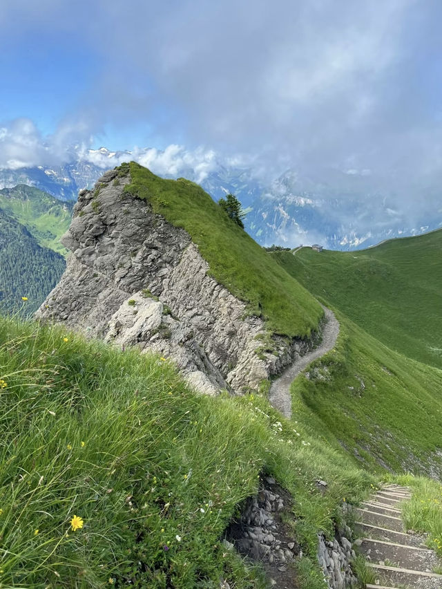 Stoos Trail – Scenic Heights Above Lake Lucerne
