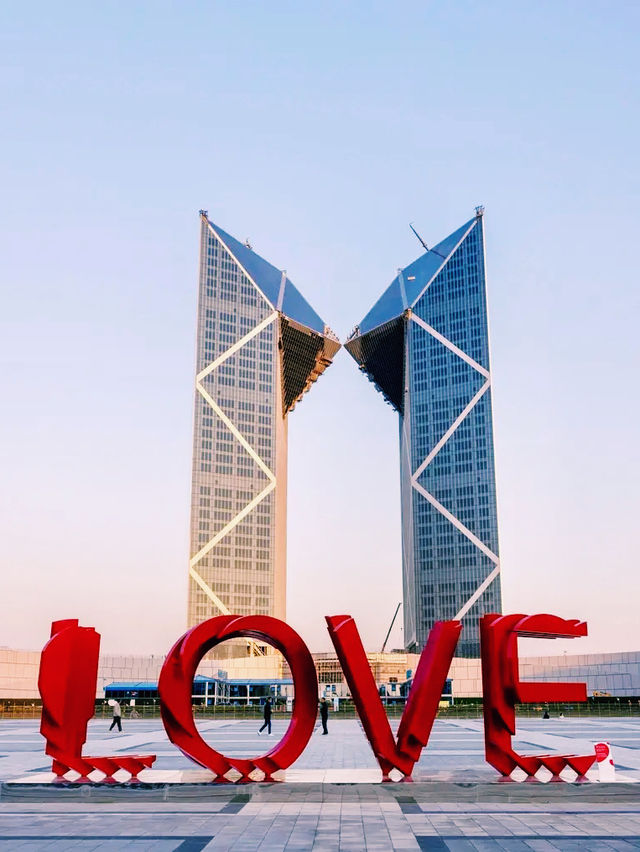 上海🇨🇳滴水湖:海邊新城中的人文與自然之湖 上海🇨🇳滴水湖:海邊新城中的人文與自然之湖