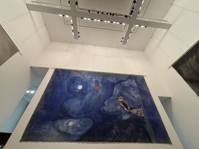 青森縣立美術館🎨 白色迷宮中的藝術殿堂