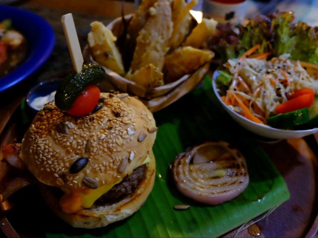 พามาชิลที่ The Boat House บางเสร่