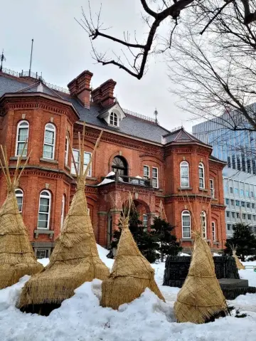 北海道三月意外地充滿魔力，遊客較少，雪仍覆蓋著大地