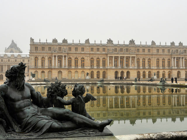 Paris เมืองแห่งแสงไฟและความรัก Paris เมืองแห่งแสงไฟและความรัก