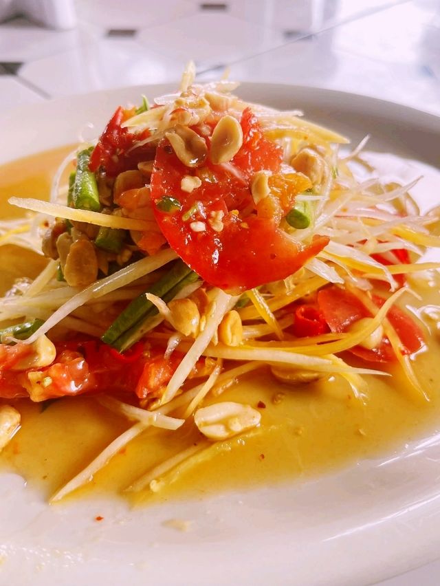 “ส้มตำไร่ใหญ่”