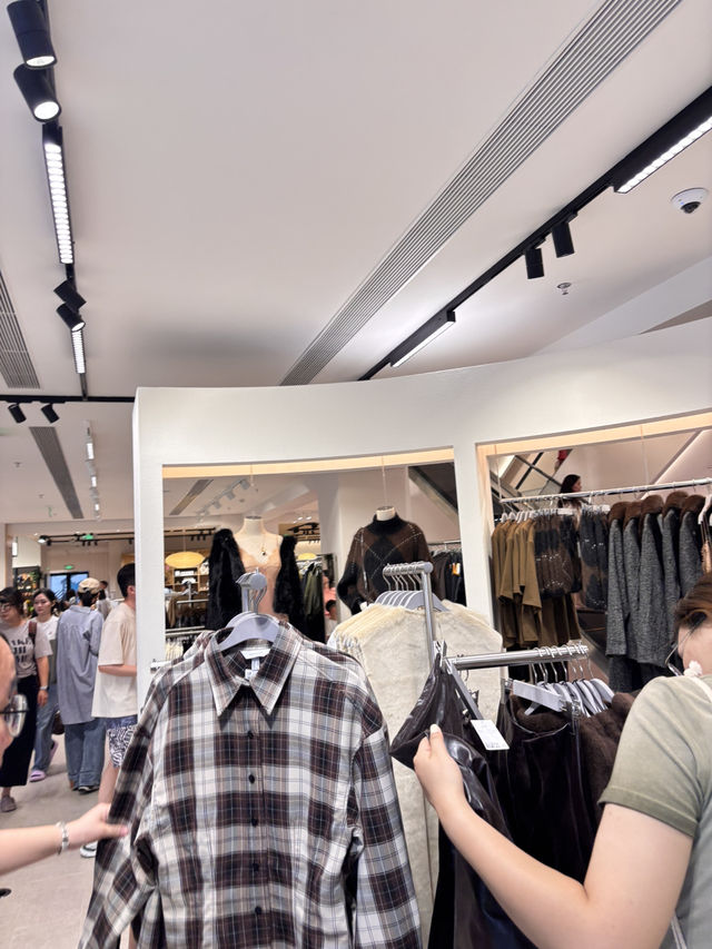 House of H&M สุดคลาสสิกในเซี่ยงไฮ้❤️