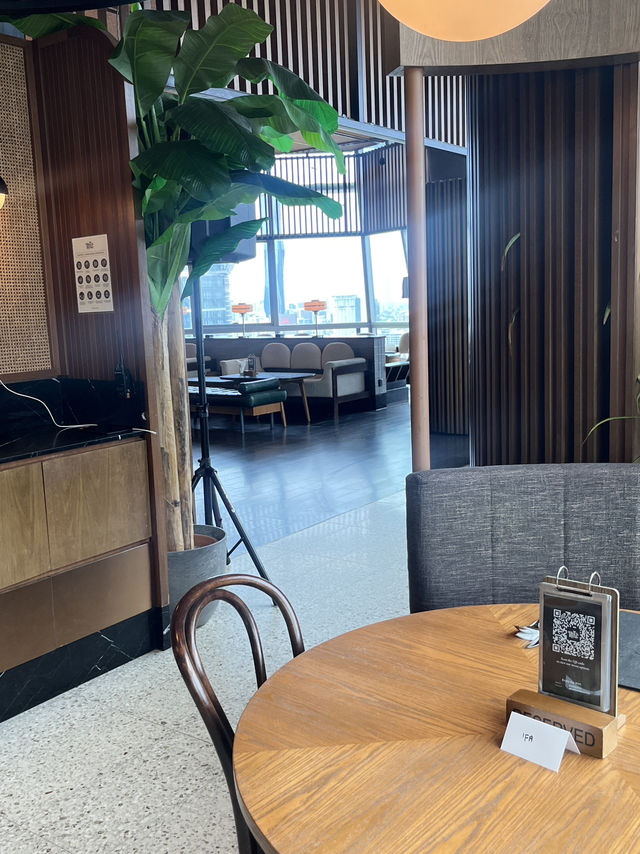 Blackbyrd KL Lunch Set: Sky-High Dining Under the Sun 🏙️🍽️