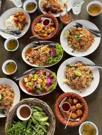 ร้านจ๊ะบอม - ร้านฮาลาลเหนือคลอง 🥗