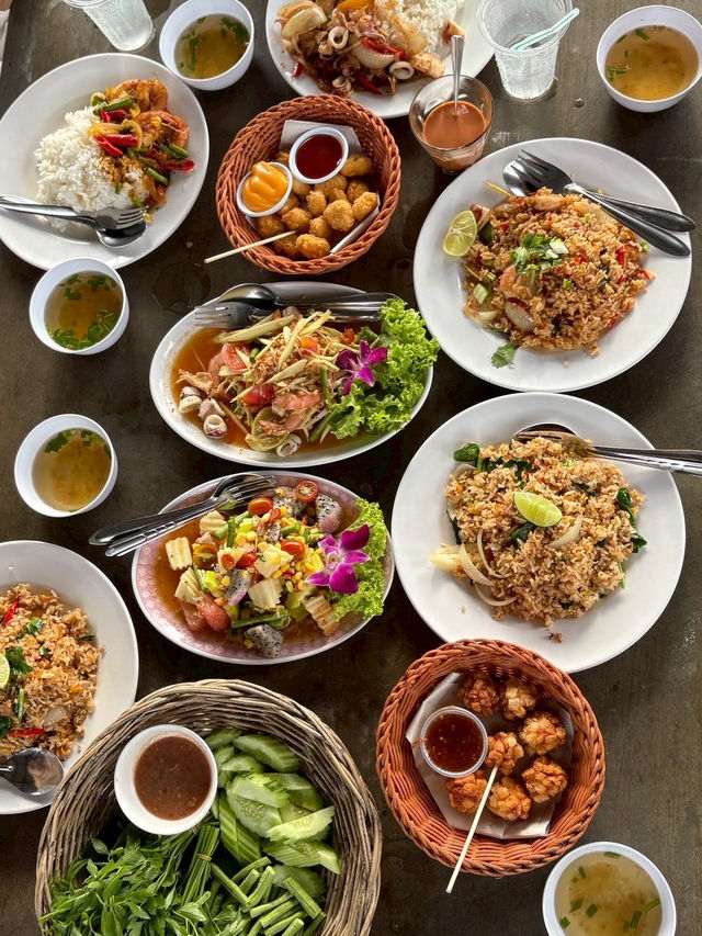 ร้านจ๊ะบอม - ร้านฮาลาลเหนือคลอง 🥗