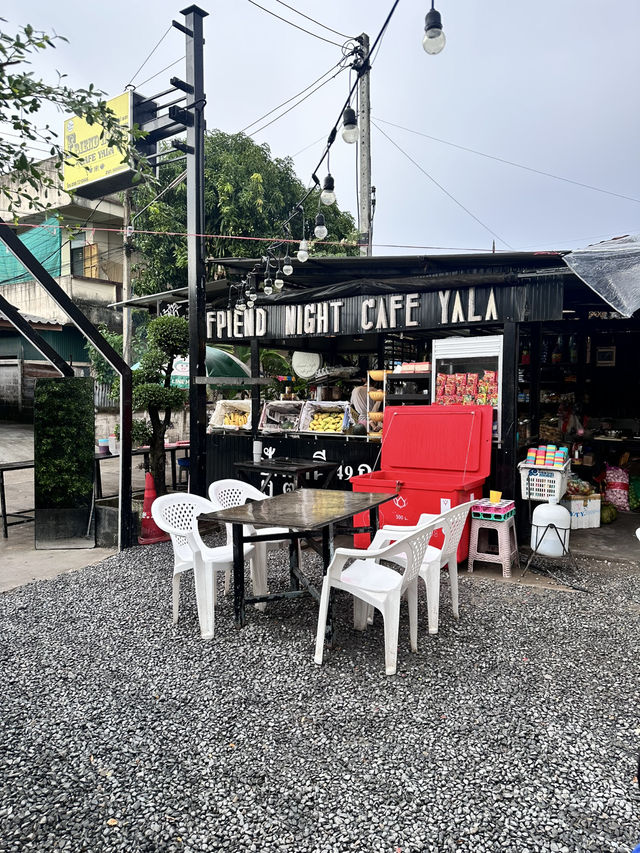 Friend Night Cafe Yala