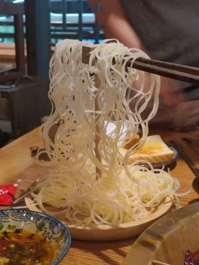 FWF Hotpot · Premium Hotpot Feast at 1 Utama FWF Hotpot · Premium Hotpot Feast at 1 Utama