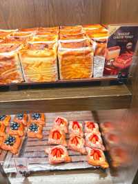 Verrona Hills Bread & Pâtisserie – Mid Valley Southkey