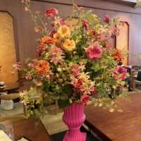 🍰 앤티크커피 연남점 — 클래식과 달콤함이 공존하는 감성카페공간