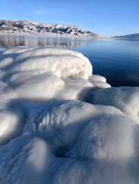 ❄️ “The Crystal Lake of Xinjiang” ❄️