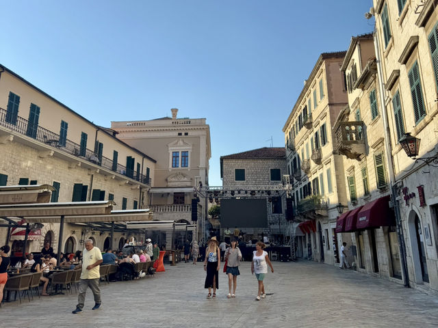 🏰🌊 OLD TOWN KOTOR — A MEDIEVAL ESCAPE IN MONTENEGRO 🇲🇪✨