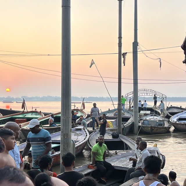 ガンジス川で沐浴