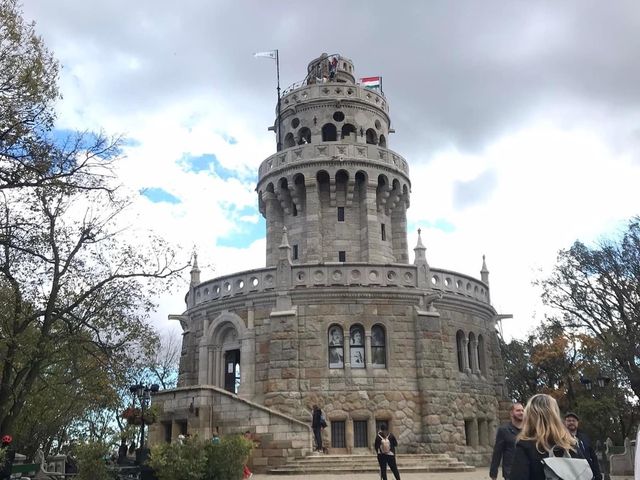 Autumn feel at Elizabeth Lookout Budapest 🗺️