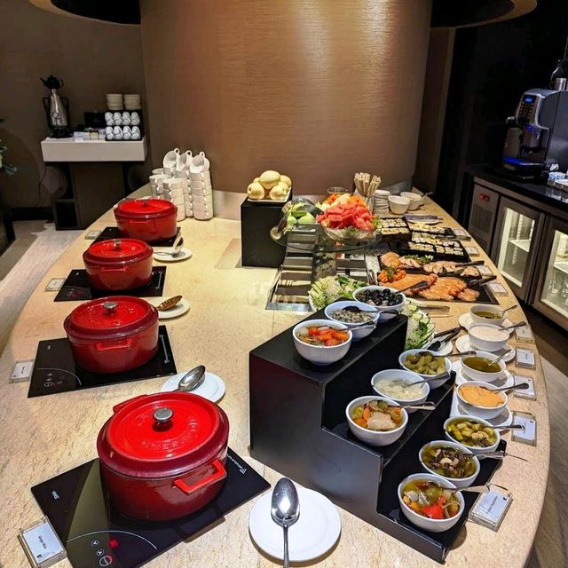 《吉隆坡JW萬豪酒店》🛍位置優越，但交通堵塞非常嚴重🛍