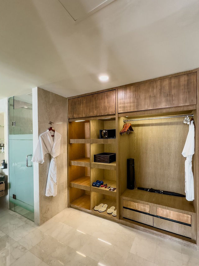 Pullman Bali Legian Beach