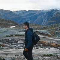 TROLLTUNGA นอร์เวย์ตอนใต้ สุดยอดวิวและจุดลิ้นยอดเข