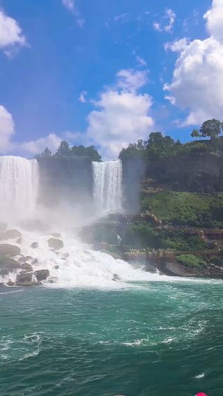 Niagara Falls! 🌊