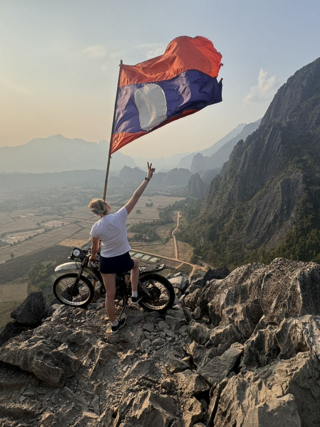 2 Nights in Loas 
