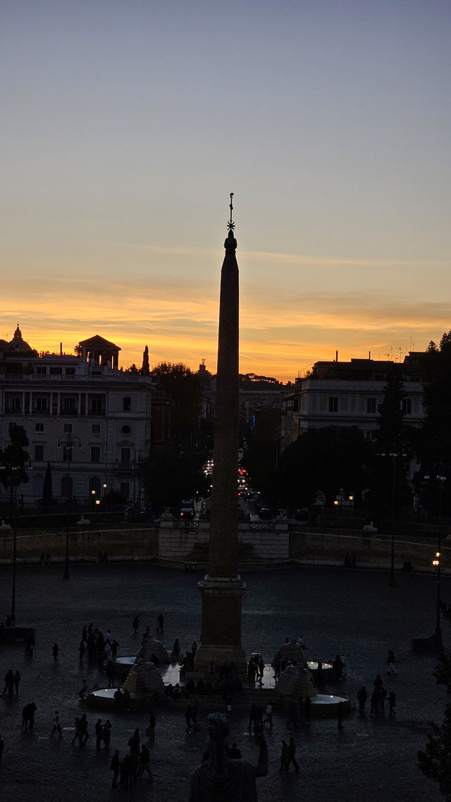 📍 What to Know Before Visiting Rome at Night 🌙🏛️