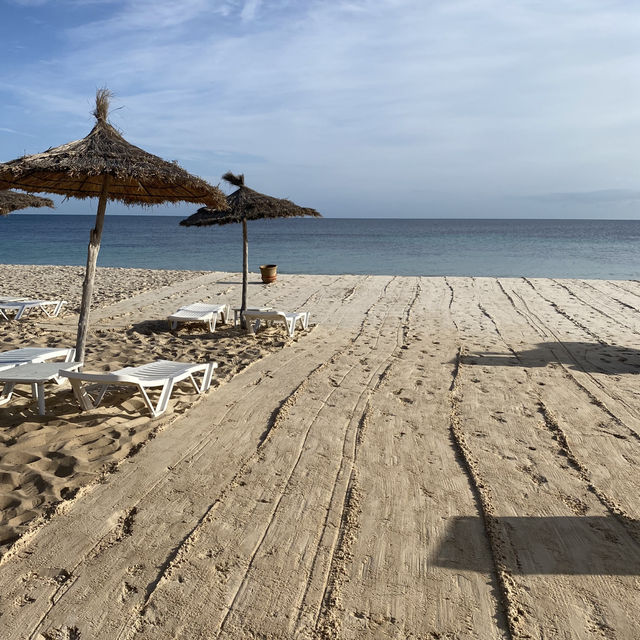 Stunning hot beaches 