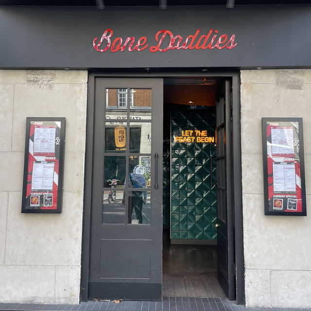 London🇬🇧Bold Flavours at Bone Daddies – A Must-Try Ramen in London! 🍗🔥 🍜