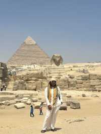Explore Great Pyramids of Giza as Solo Traveler