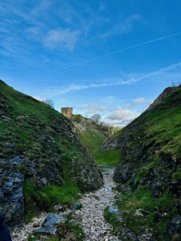 2 Days Classic Itinerary: Birmingham – Manchester Airport – Buxton – Peak District – Return