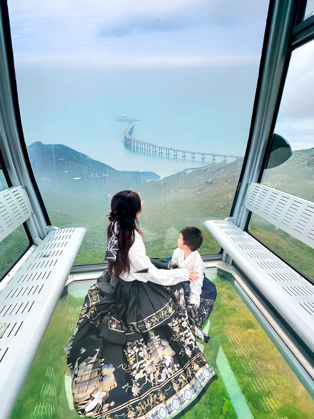 OMG在香港坐全景纜車跨越山海真的美哭了