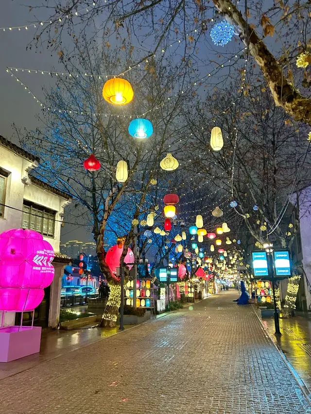 South Long Street Lantern Viewing Strategy without Turning Back