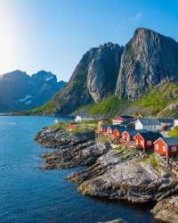 📍🇳🇴 Discover the enchanting beauty of Lofoten, Norway with this stunning postcard! 😍🌅