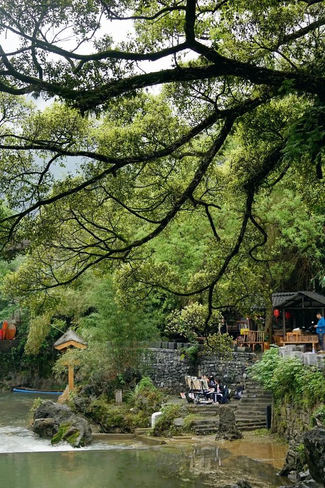 天青色等煙雨，黃姚古鎮在等你