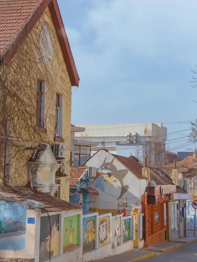 Family, who understands, on Longjiang Road one looks back three times at every step!