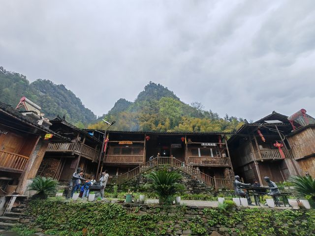 五一旅遊任意門｜土家十三寨