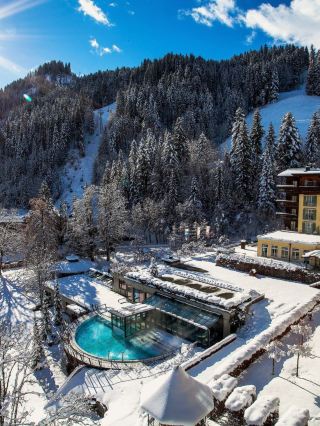 🏔️ Luxe Lenk Lodgings: Swiss Spa & Gourmet Delights! 🍴🛀